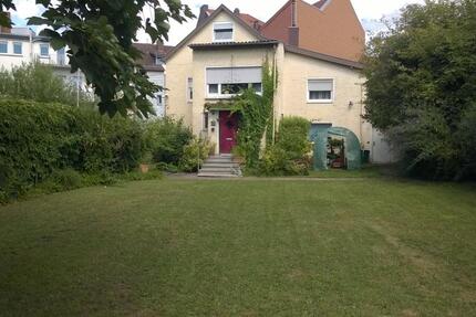 Im Herzen Zweibrücken Einfamilienhaus gr. Garten+2 Einliegerw. zimmer