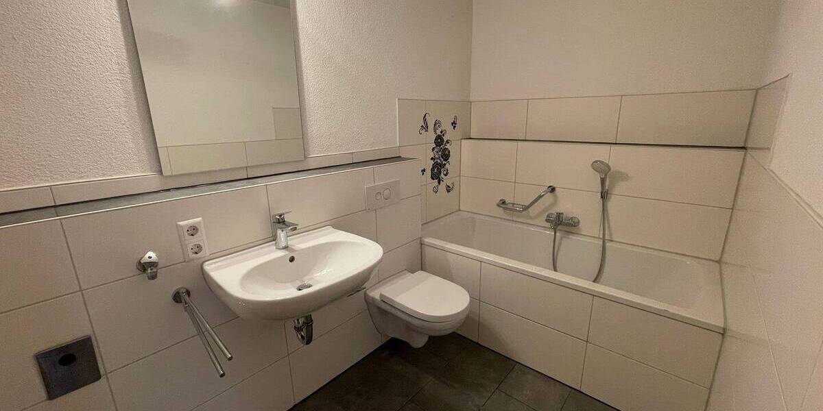Etagenwohnung Steinen - 3 Zimmer, 79 m&sup2;, 250.000&euro; | Angebot:26018447