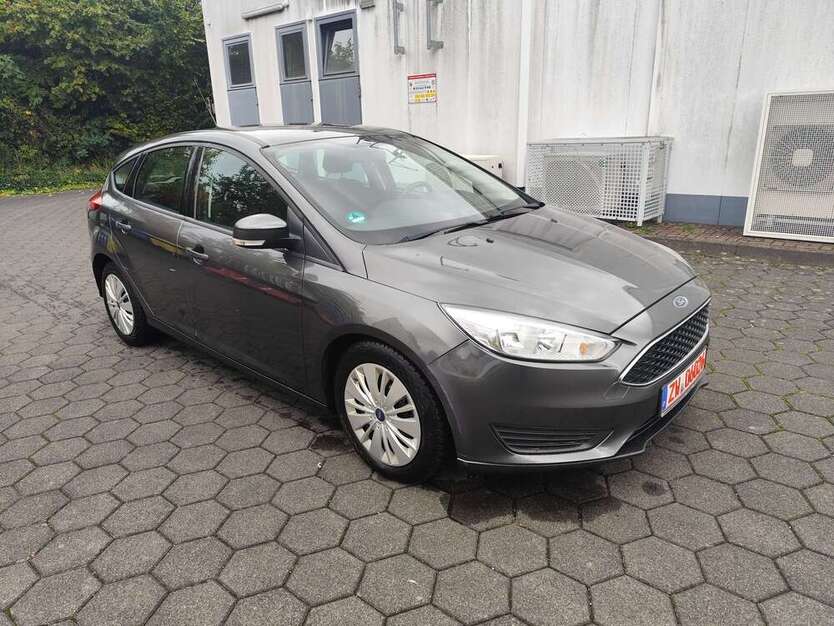 Ford Focus 115.565 km 6.900 € Zweibrücken 66482