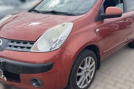 Nissan Note 172.444 km 2.190 &euro; Langquaid 84085