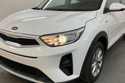 Kia Stonic 49.800 km 11.490 € Gevelsberg 58285