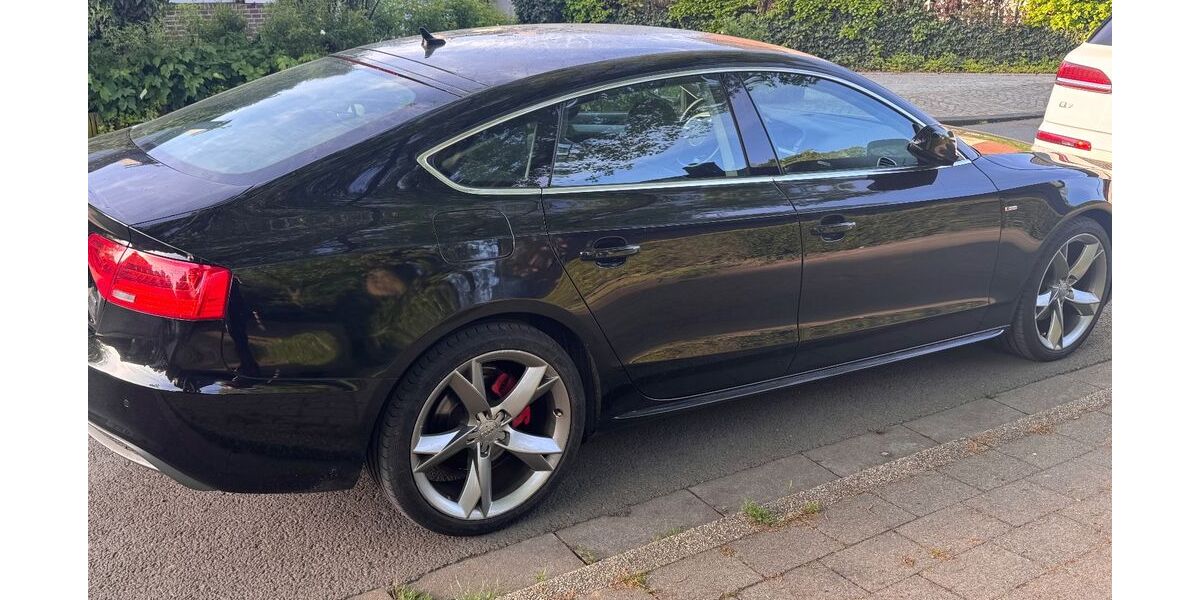 Audi A5 157.000 km 14.500 &euro; oberhausen 46147