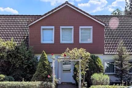 Haus Lüdersdorf - 15 Zimmer, 210 m&sup2;, 295.000&euro; | Angebot:26018777