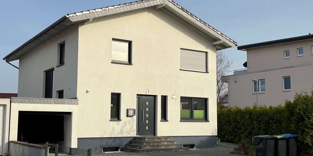 Einfamilienhaus Lemgo - 6 Zimmer, 165 m&sup2;, 485.000&euro; | Angebot:25567228