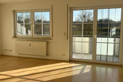Wohnung Rentweinsdorf - 3 Zimmer, 90 m&sup2;, 990&euro; | Angebot:25299673