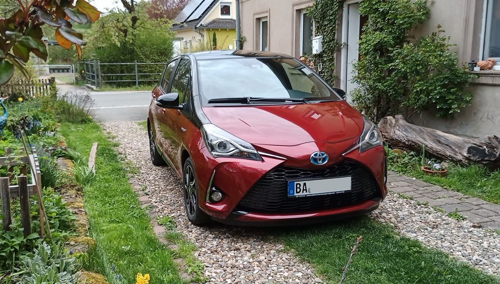 Toyota Yaris 92.000 km 12.555 &euro; Scheßlitz 96110
