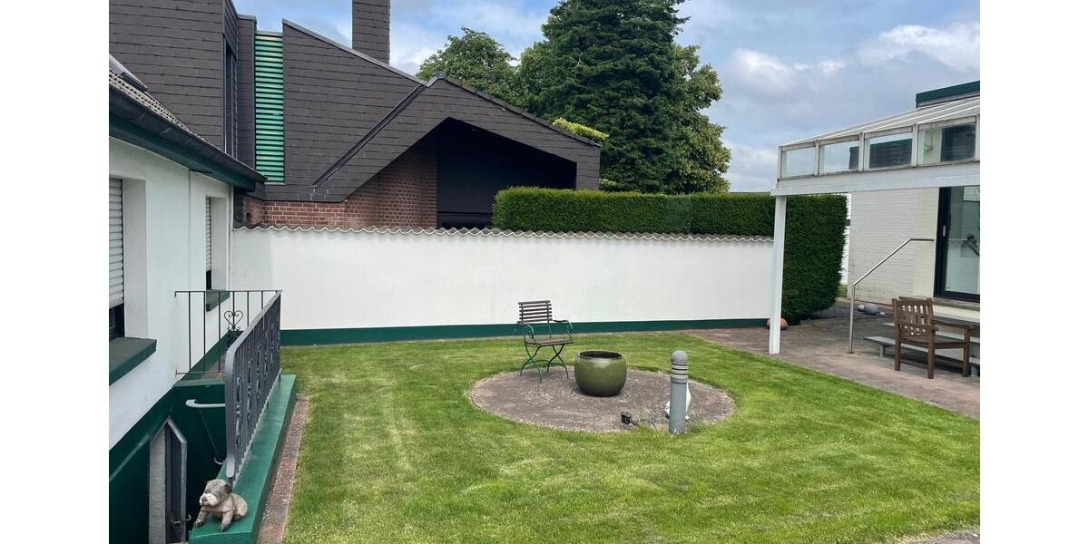 Erdgeschoßwohnung Viersen Hülsdonk - 6 Zimmer, 200 m&sup2;, 2.500&euro; | Angebot:26670858