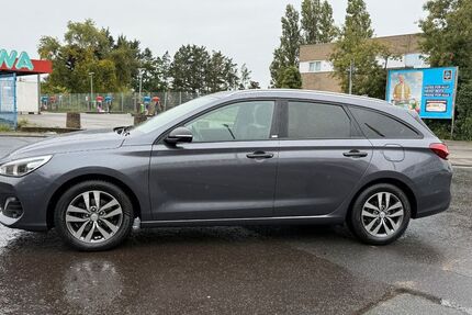 Hyundai i30 114.448 km 10.950 € Raunheim 65479