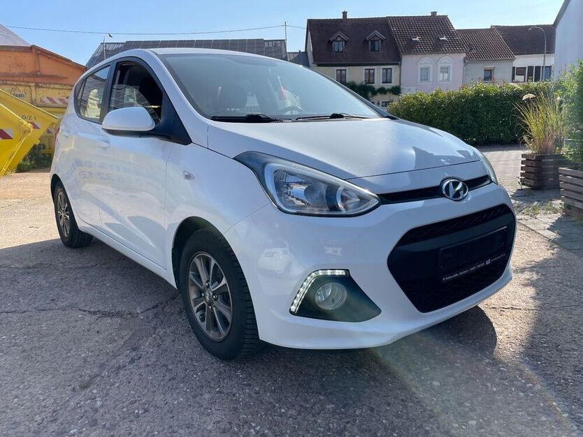 i10