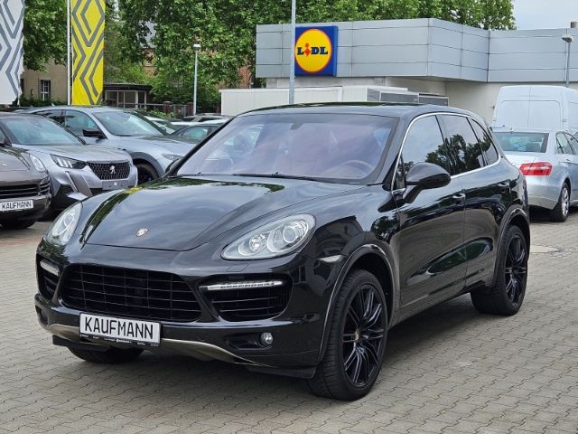 Porsche Cayenne 270.000 km 14.890 € Berlin 12247