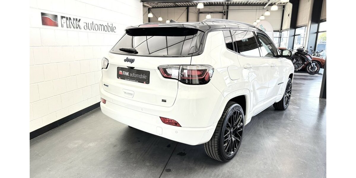 Jeep Compass S Plug-IN Hybrid 4WD 1.Hand Panoramadach 22.600 km 26.790 &euro; Lich 35423