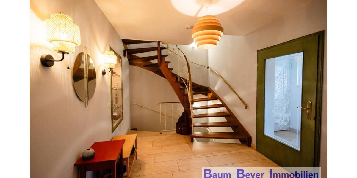 Einfamilienhaus Göttingen Oststadt - 6 Zimmer, 188 m&sup2;, 3.200&euro; | Angebot:26331774