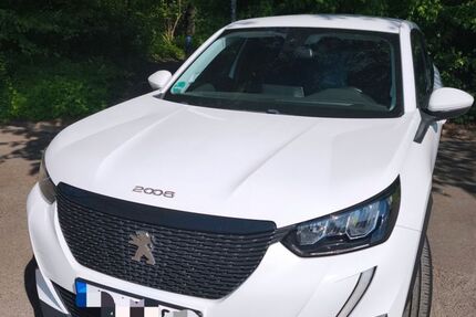 Peugeot 2008 15.750 km 18.290 &euro; Bonn 53123