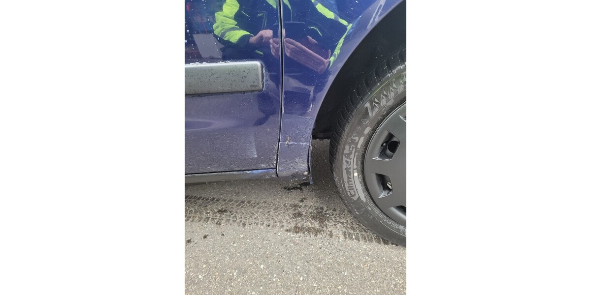 VW Sharan 127.000 km 1.650 &euro; Neuenburg am Rhein 79395