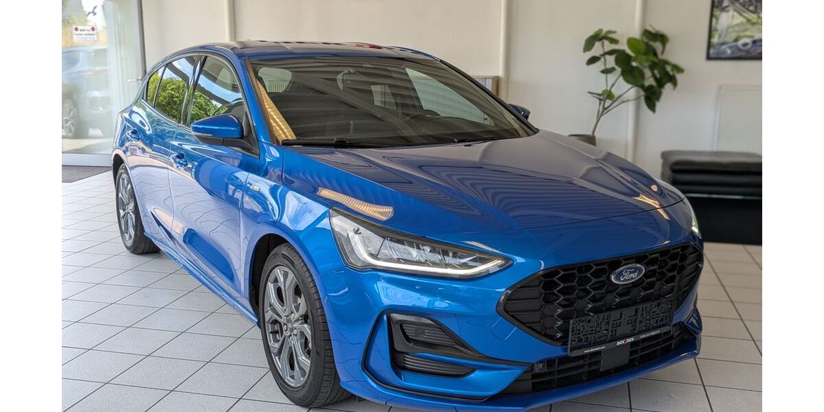 Ford Focus 41.381 km 17.980 &euro; Homberg (Efze) 34576