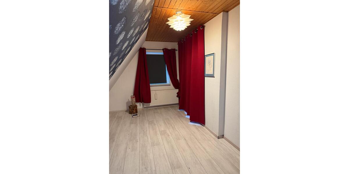 Dachgeschoßwohnung Oldenburg in Holstein - 4 Zimmer, 112 m&sup2;, 1.600&euro; | Angebot:25079818