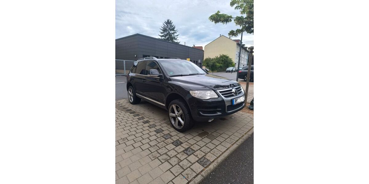 VW Touareg 307.500 km 5.500 &euro; Ispringen 75228