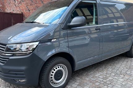 VW T6 Transporter 141.700 km 21.480 &euro; Tangermünde 39590