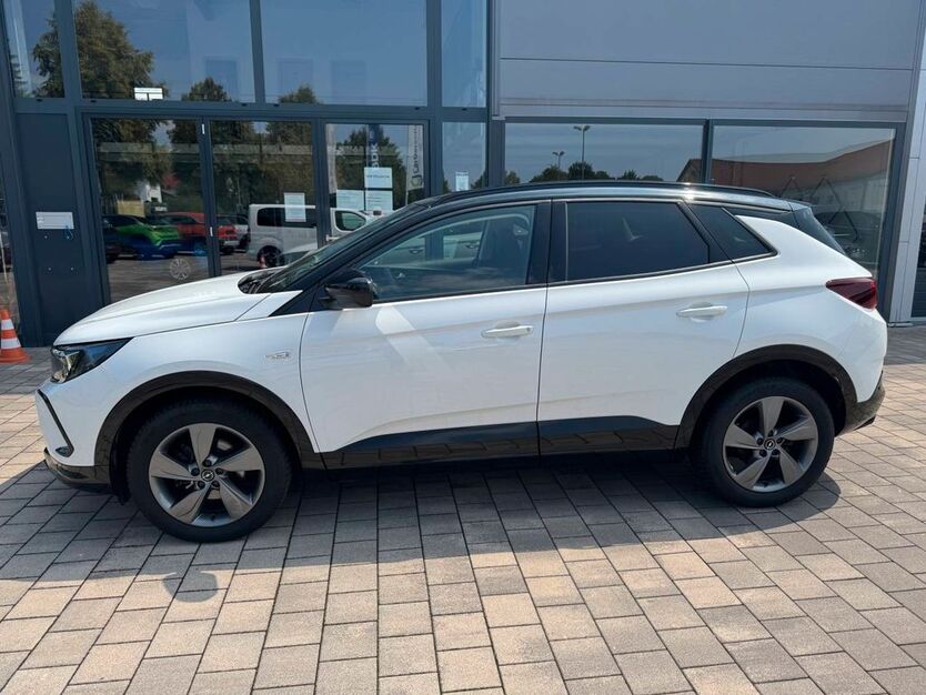 Opel Grandland (X) 43.949 km 24.480 € Nidda 63667