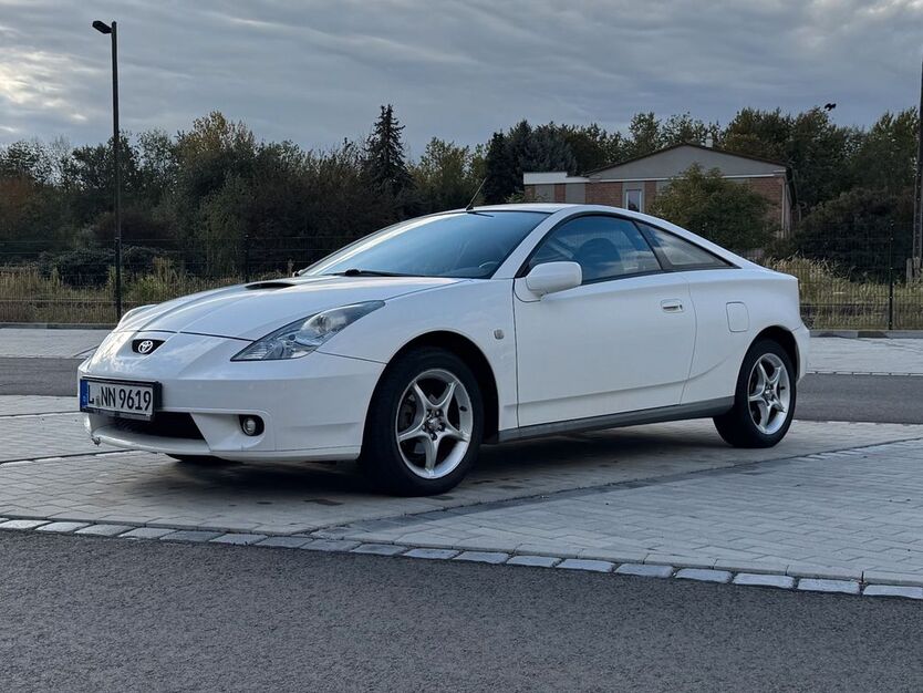 Toyota Celica 225.000 km 4.300 € Pegau 04523