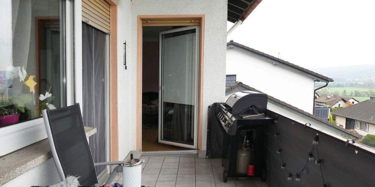 Etagenwohnung Wächtersbach - 3 Zimmer, 72 m&sup2;, 189.000&euro; | Angebot:24689126