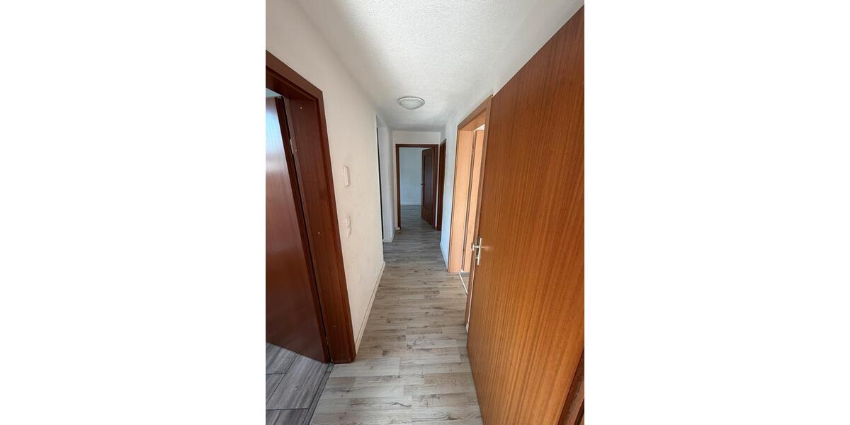 Dachgeschoßwohnung Hüfingen - 3 Zimmer, 65 m&sup2;, 700&euro; | Angebot:26380276