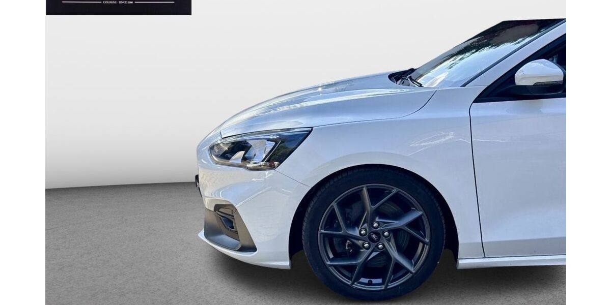 Ford Focus 104.000 km 18.590 &euro; Köln 51067