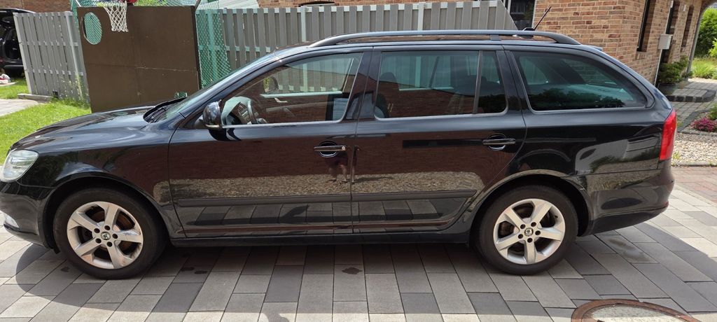 Skoda Octavia 165.000 km 6.899 &euro; Hemdingen 25485