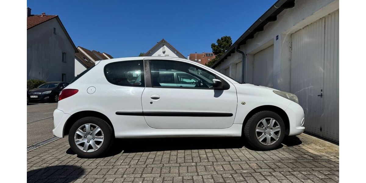 Peugeot 206 177.330 km 2.000 &euro; Offenburg 77656