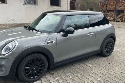 Mini Cooper 104.000 km 12.500 &euro; Laberweinting 84082