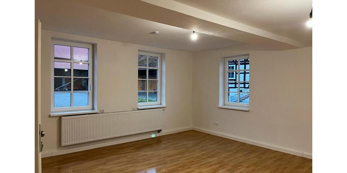 Etagenwohnung Borken (Hessen) - 2 Zimmer, 69 m&sup2;, 580&euro; | Angebot:26170112