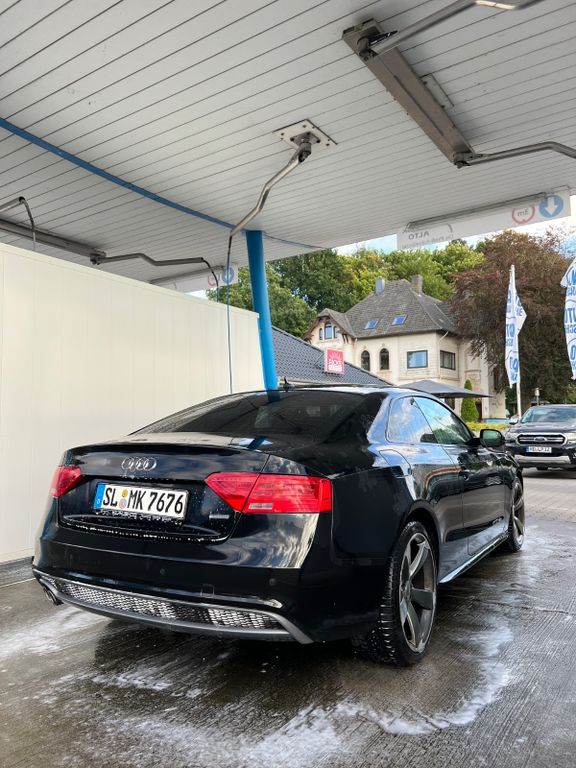 Audi A5 206.000 km 13.950 € Schleswig 24837