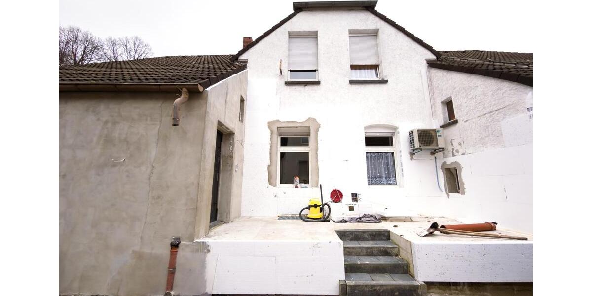 Luxuriöses Einfamilienhaus mit modernem Soutterain- Ausbau 5 zimmer