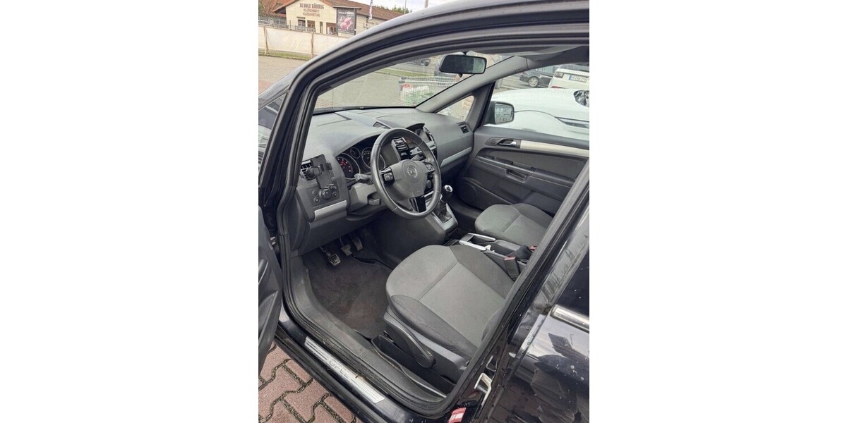 Opel Zafira 156.000 km 4.900 &euro; Lampertheim 68623