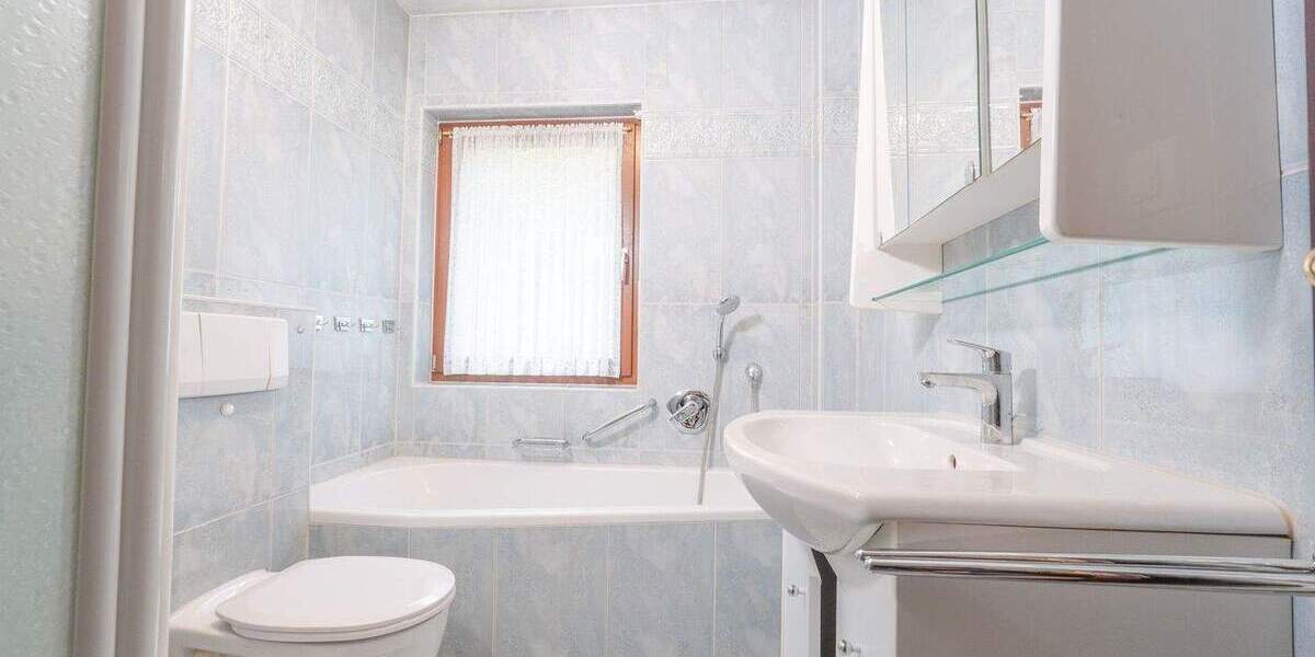 Einfamilienhaus Freudenberg Niederndorf - 6 Zimmer, 168 m&sup2;, 354.000&euro; | Angebot:25800103