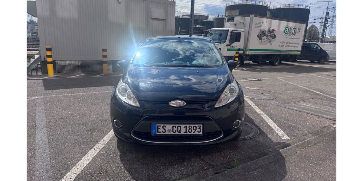 Ford Fiesta 217.000 km 2.400 &euro; Baltmannsweiler 73666