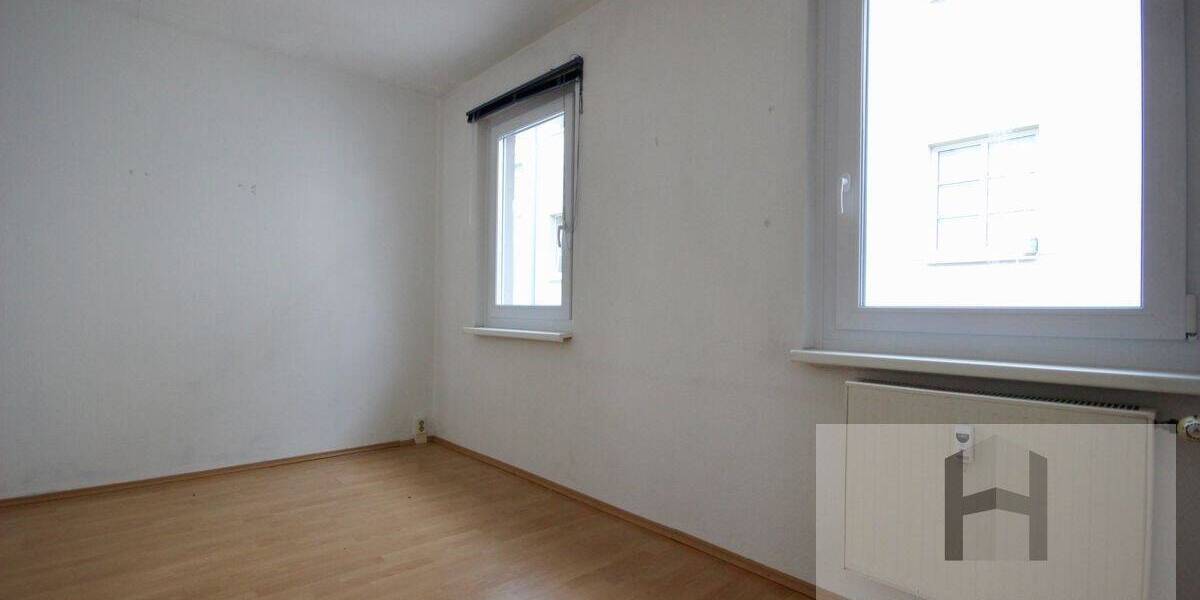 Wohn- und Geschäftshaus am Altmarkt 1 zimmer