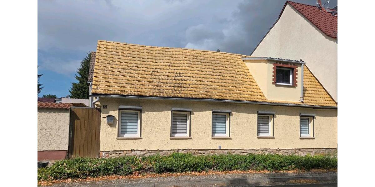 Doppelhaushälfte Bad Lauchstädt - 4 Zimmer, 75 m&sup2;, 84.000&euro; | Angebot:27107780