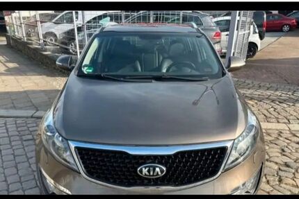 Kia Sportage 218.000 km 7.700 &euro; Vilshofen 94474