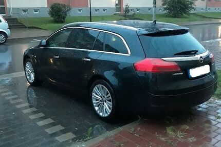 Opel Insignia 182.866 km 5.600 &euro; Magdeburg 39108