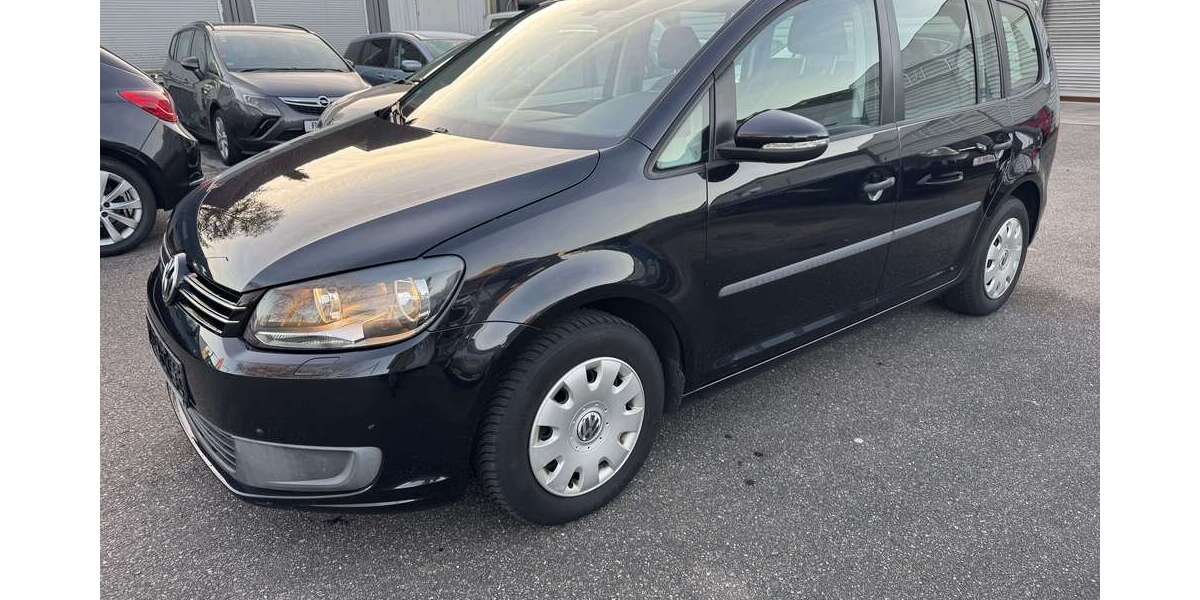 VW Touran 122.385 km 7.899 &euro; Eggenstein-Leopoldshafen 76344