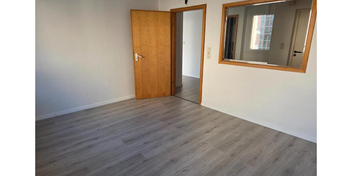 Etagenwohnung Karlstadt - 4 Zimmer, 105 m&sup2;, 985&euro; | Angebot:24658407