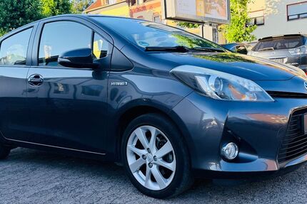 Toyota Yaris 169.000 km 7.400 &euro; Saarbrücken 66115