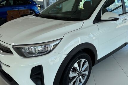 Kia Stonic 22.030 km 17.470 &euro; Bad Doberan 18209