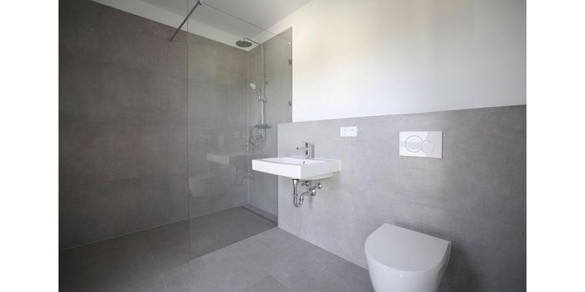 Einfamilienhaus Solingen Höhscheid - 3 Zimmer, 120 m&sup2;, 2.000&euro; | Angebot:25368351