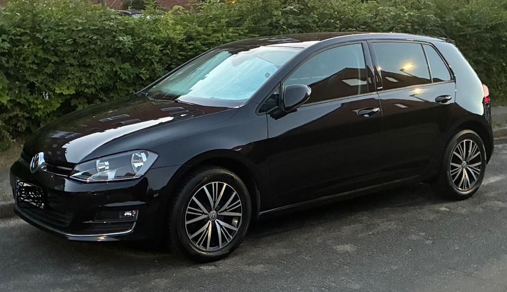 VW Golf 105.734 km 12.990 &euro; Glinde 21509