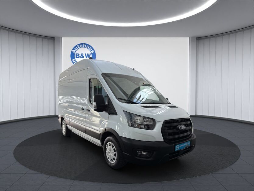Ford Transit 33.210 km 27.499 € Krefeld 47805