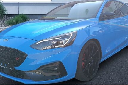 Ford Focus 30.051 km 28.790 &euro; Hartmannsdorf 09232