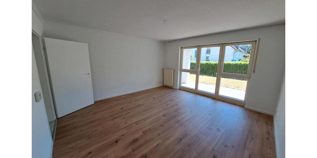 Bungalow Landau in der Pfalz - 8 Zimmer, 219 m&sup2;, 2.750&euro; | Angebot:26445773