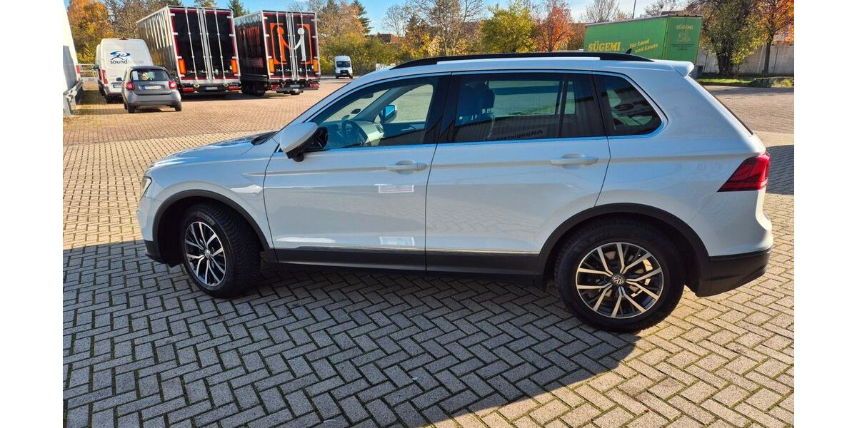VW Tiguan 65.000 km 19.800 &euro; Erfurt 99092